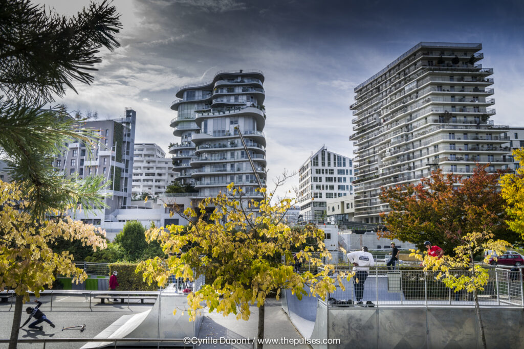 Global network of photographers